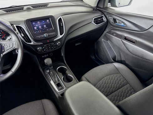 Used 2021 Chevrolet Equinox LT AWD/4WD image 23