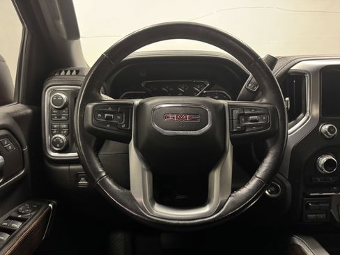 Used 2021 GMC Sierra 1500 Elevation w/ LPO, Elevation Black Package image 19