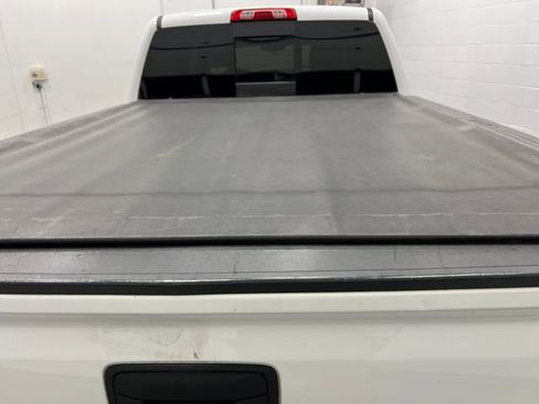 Used 2014 GMC Sierra 1500 SLT w/ SLT Crew Cab Value Package image 17