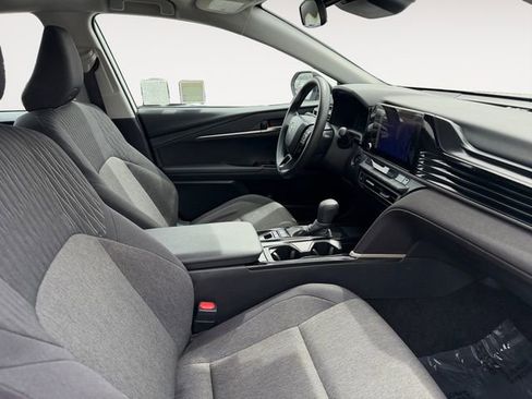 Certified 2025 Toyota Camry LE FWD image 13