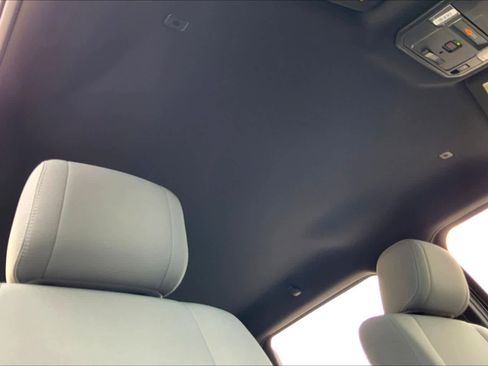 Certified 2025 Toyota Tundra SR5 w/ SR5 Convenience Package AWD/4WD image 14