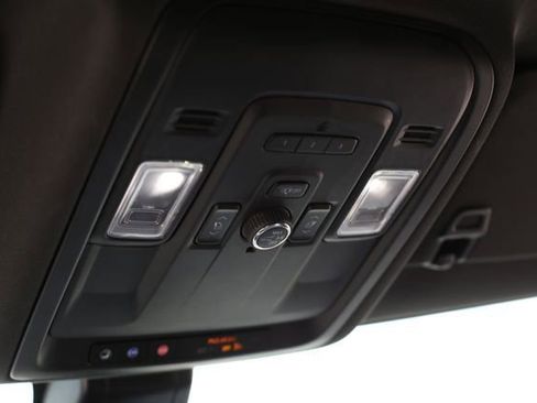 Used 2021 Chevrolet Tahoe High Country image 20