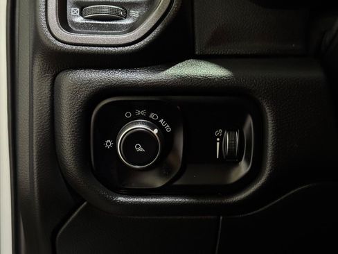Used 2022 RAM 2500 Tradesman AWD/4WD image 29