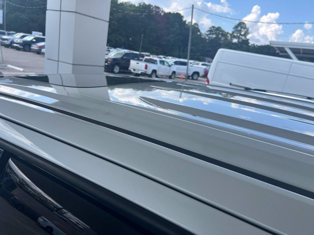 Used 2022 Chevrolet Silverado 1500 High Country w/ LPO, Dark Essentials Package AWD/4WD image 11