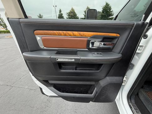 Used 2015 RAM 3500 Laramie Longhorn AWD/4WD image 18