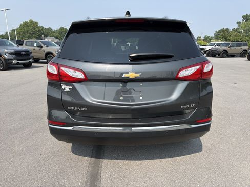 Used 2018 Chevrolet Equinox LT w/ Sun & Infotainment Package AWD/4WD image 4