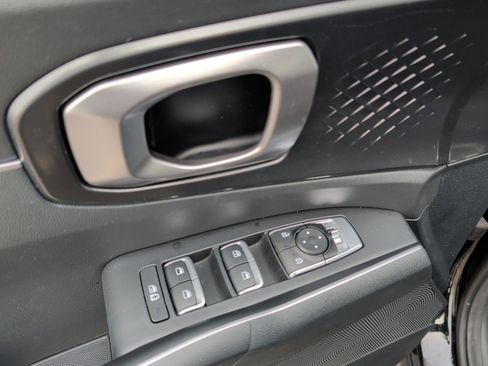 Used 2023 Kia Sorento S w/ Panoramic Sunroof Package image 35