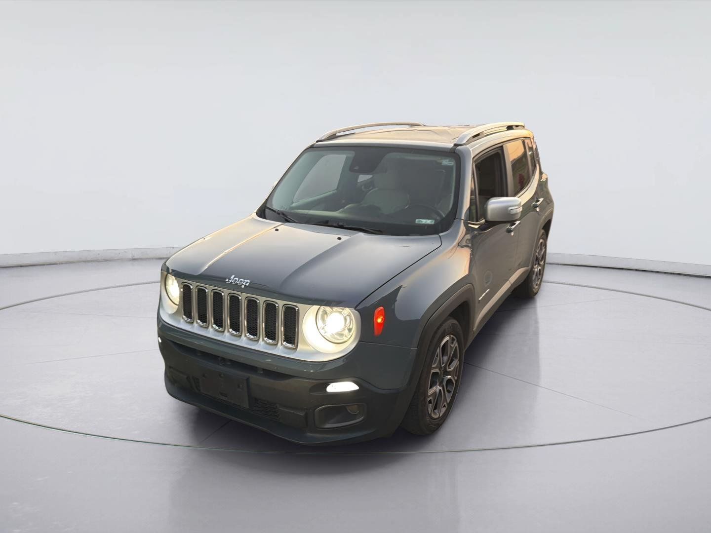 Used 2017 Jeep Renegade Limited FWD image 1