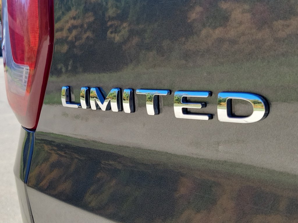 Used 2017 Ford Explorer Limited AWD/4WD image 7