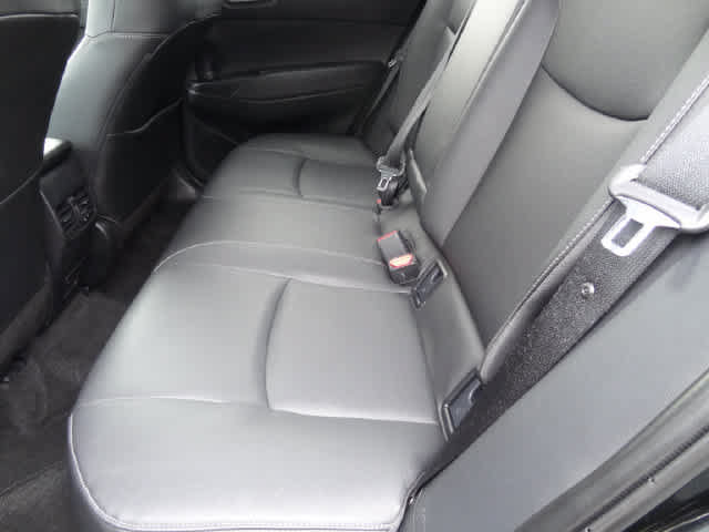 Certified 2025 Toyota Corolla Cross XLE FWD image 4