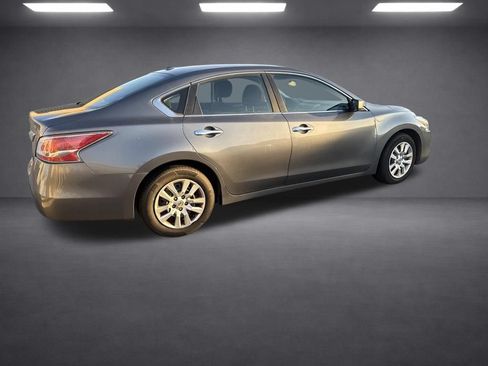 Used 2015 Nissan Altima 2.5 S w/ Power Driver Seat Package FWD image 29