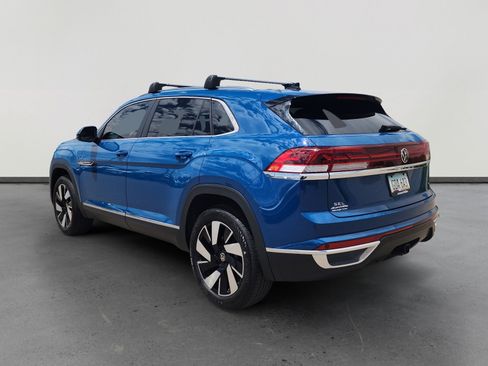 Certified 2025 Volkswagen Atlas Cross Sport SEL AWD/4WD image 3