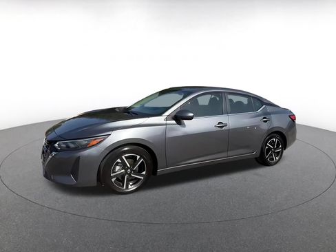 Used 2025 Nissan Sentra SV FWD image 7