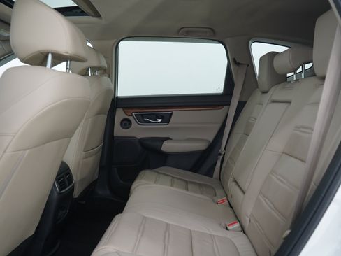 Used 2017 Honda CR-V Touring image 18