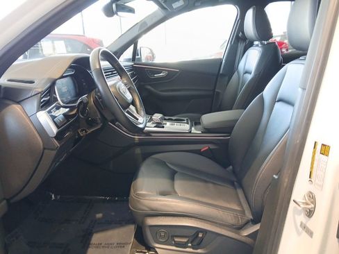 Used 2025 Audi Q7 3.0T Premium Plus AWD/4WD image 3