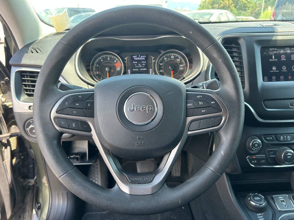 Used 2019 Jeep Cherokee Latitude w/ Popular Appearance Group AWD/4WD image 20