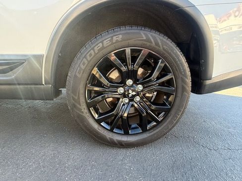 Used 2019 Mitsubishi Outlander SE image 13