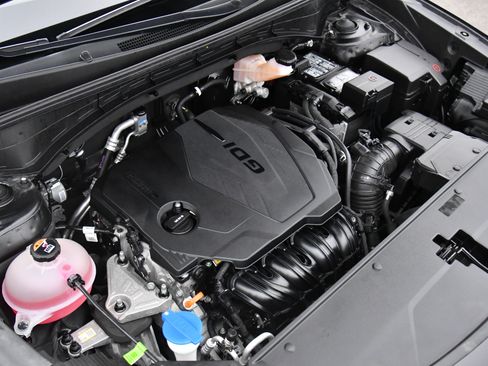 Used 2023 Kia Sorento LX image 41