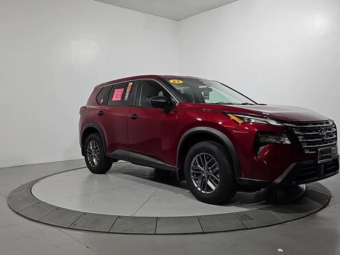 Certified 2025 Nissan Rogue S AWD/4WD image 9