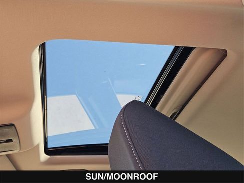 New 2025 Nissan Altima 2.5 SV image 29