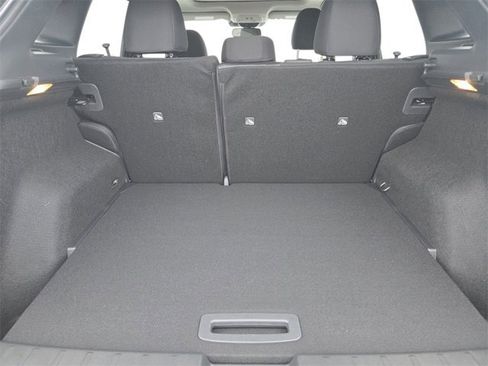 New 2026 Nissan Kicks SV w/ SV Premium Package image 24