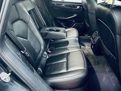 Used 2017 Porsche Macan AWD/4WD image 24