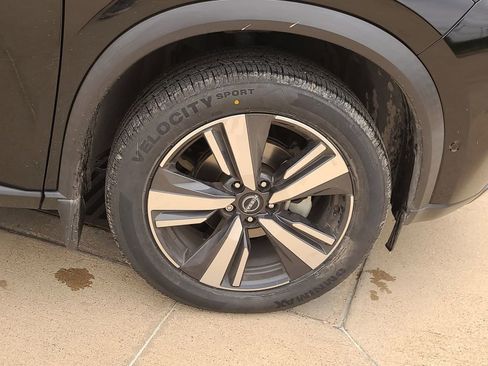 Certified 2023 Nissan Rogue SL w/ SL Premium Package FWD image 6