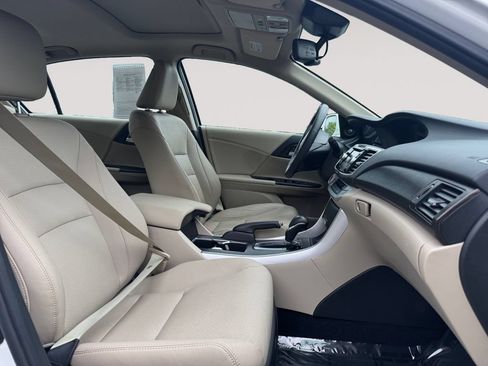 Used 2014 Honda Accord EX-L image 15