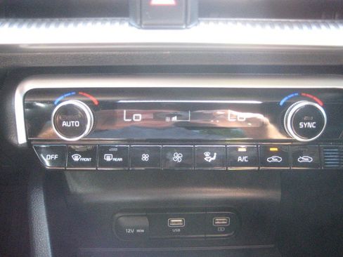 Used 2022 Kia K5 GT-Line FWD image 21