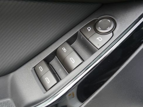 New 2026 Chevrolet Equinox LT image 31