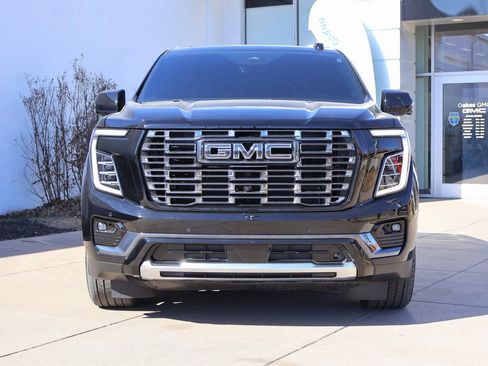 Certified 2026 GMC Yukon Denali Ultimate image 3