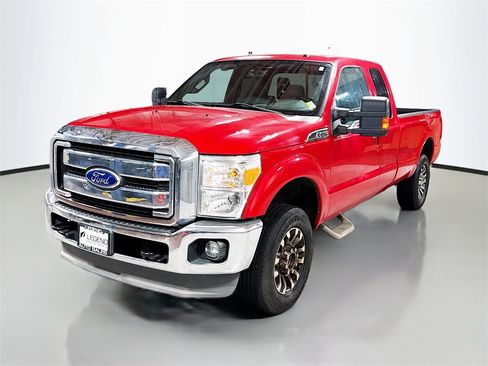 Used 2011 Ford F250 Lariat w/ Lariat Interior Pkg image 1