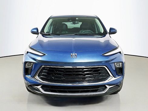 Used 2024 Buick Encore GX Preferred w/ Comfort Package image 2