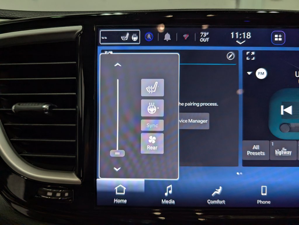 Used 2027 Chrysler Pacifica Select FWD image 23