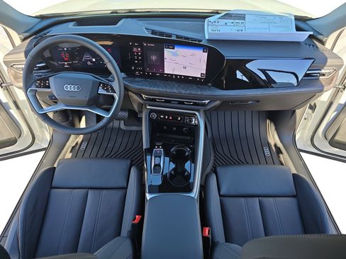 New 2025 Audi Q5 Premium Plus image 9