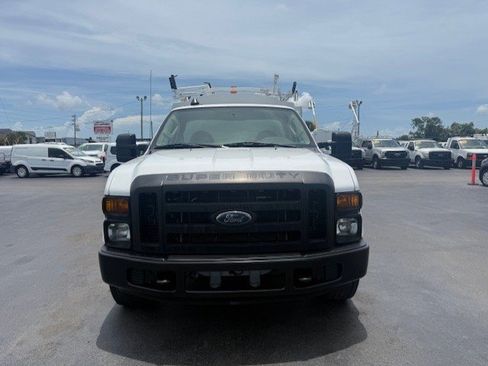 Used 2008 Ford F350 XL image 2