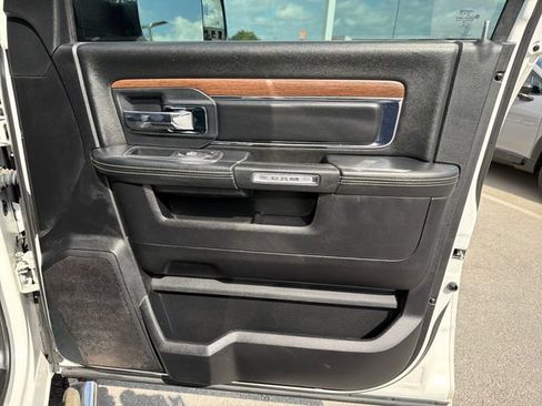 Used 2016 RAM 2500 Laramie w/ Convenience Group AWD/4WD image 23