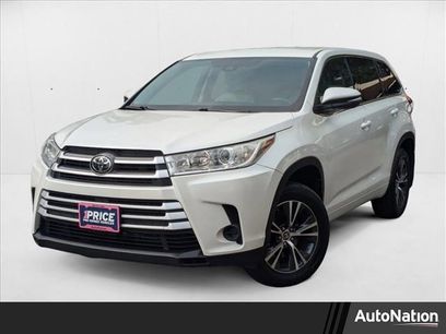 Used 2018 Toyota Highlander LE