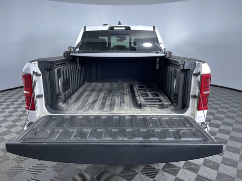 Used 2025 RAM 1500 Limited AWD/4WD image 27