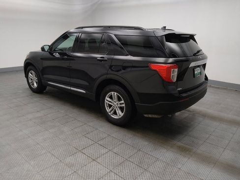 Used 2020 Ford Explorer XLT w/ Comfort Package AWD/4WD image 3