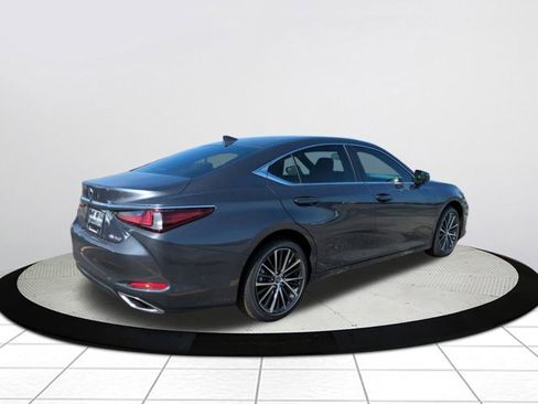 New 2025 Lexus ES 350 350 image 4