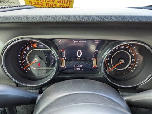 Used 2023 Jeep Wrangler Willys image 24