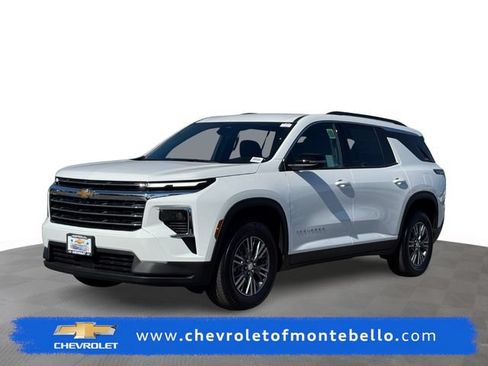 New 2026 Chevrolet Traverse LT FWD image 1