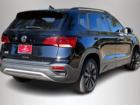 Used 2022 Volkswagen Taos S FWD image 5