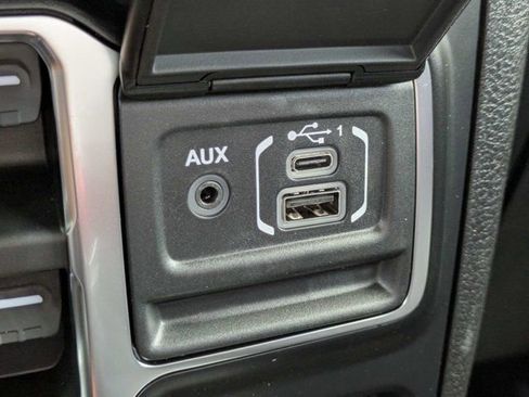 New 2026 Jeep Wrangler Unlimited Sahara AWD/4WD image 22