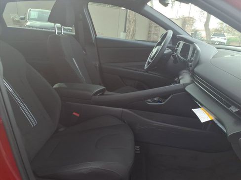 New 2026 Hyundai Elantra SEL Sport Premium image 7