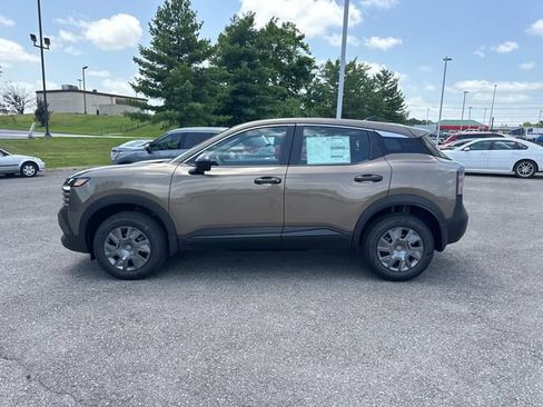 New 2026 Nissan Kicks S FWD image 8