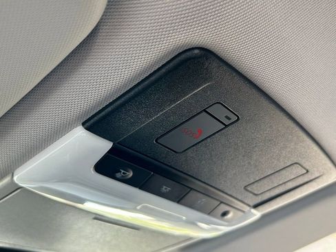 Used 2022 Mitsubishi Outlander SEL image 47