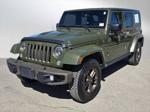 Used 2016 Jeep Wrangler Unlimited Sahara AWD/4WD image 7