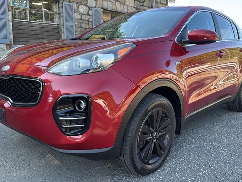 Used 2017 Kia Sportage LX AWD/4WD image 5